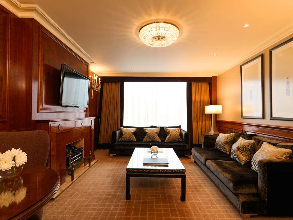 Radisson Blu Hotel, London Heathrow Hotel 4*