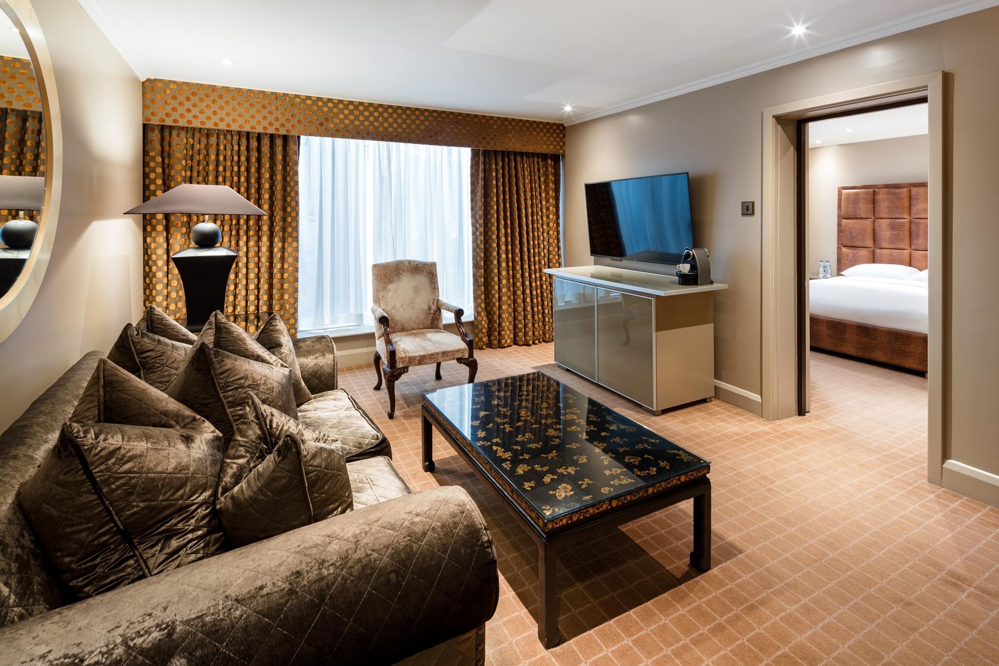 Radisson Blu Hotel, London Heathrow 4*