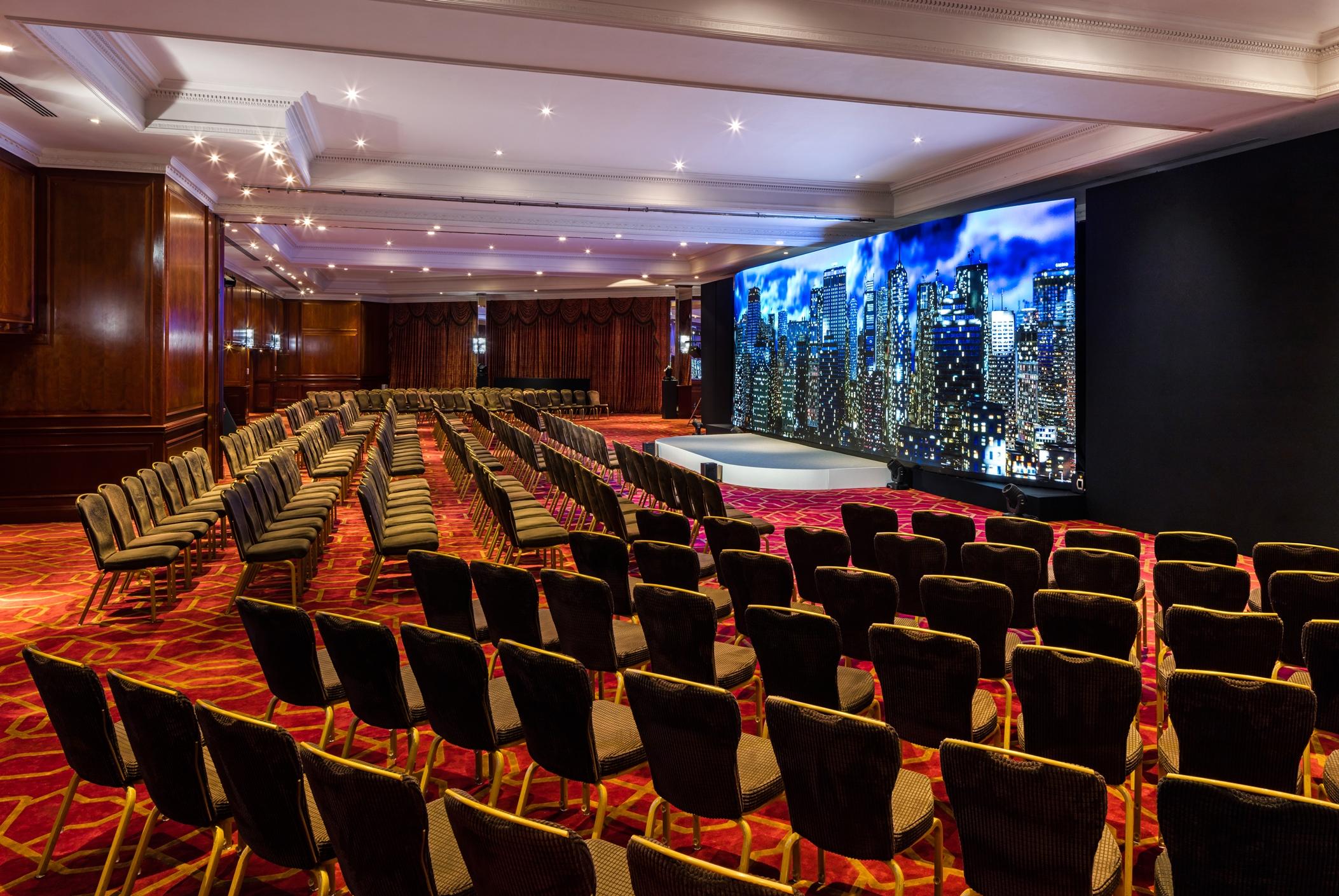 Hotel Radisson Blu Hotel, London Heathrow 4*