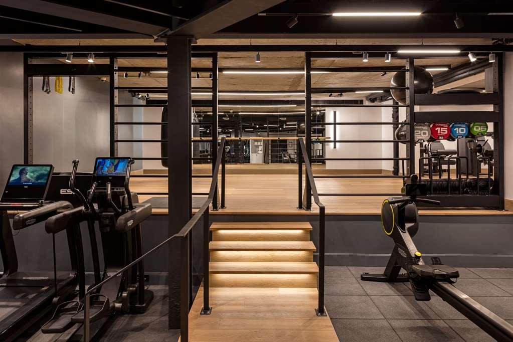Radisson Blu Hotel, London Heathrow Hotel 4*